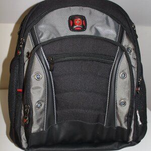 Swiss Gear Wenger Synergy Backpack Laptop Business Black & Gray 16" Army Utility